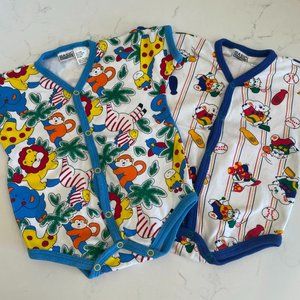 NWOT 2 Piece Bundle 12 Month Unisex Animal & Sports Print Onesies Bodysuits